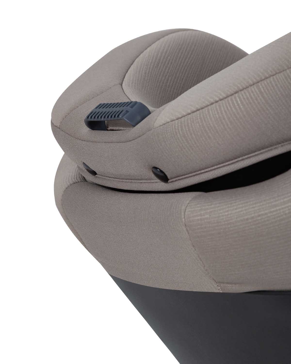 Автокресло Meteorit Fusion 2025 Удобные информеры на корпусе.